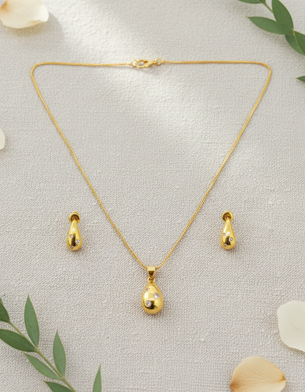 Elura Teardrop CZ Pendant Necklace Set