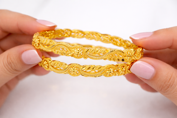 Elura Trendy Floral Designer Bangles For Women