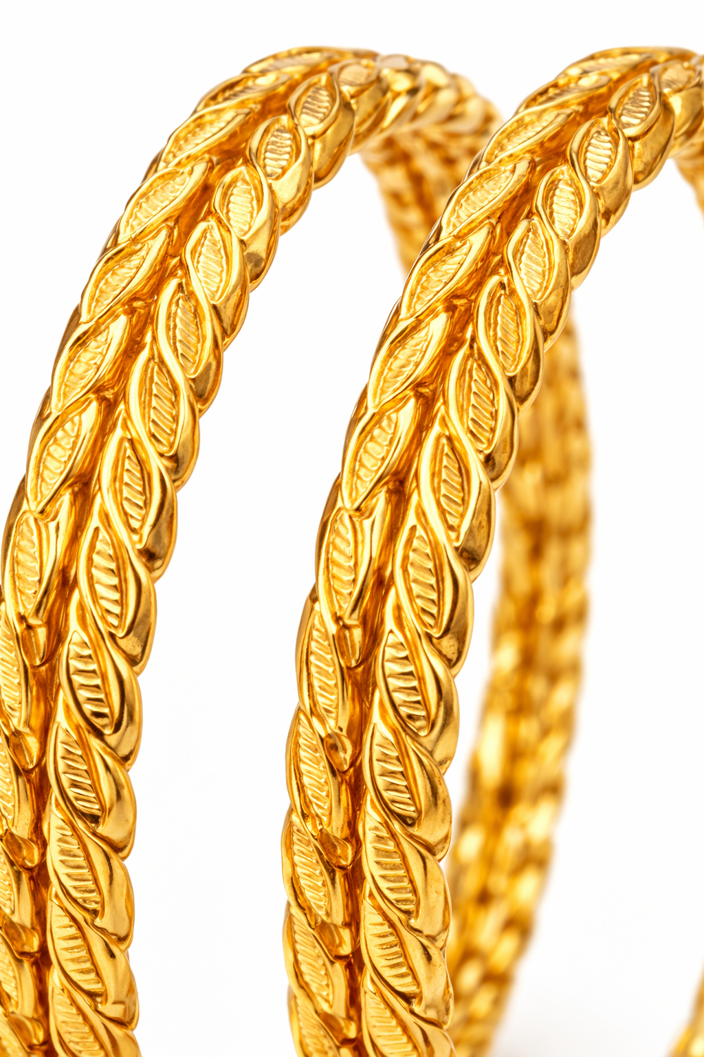 Elura Leaf Design Bangles for Women Set of 4