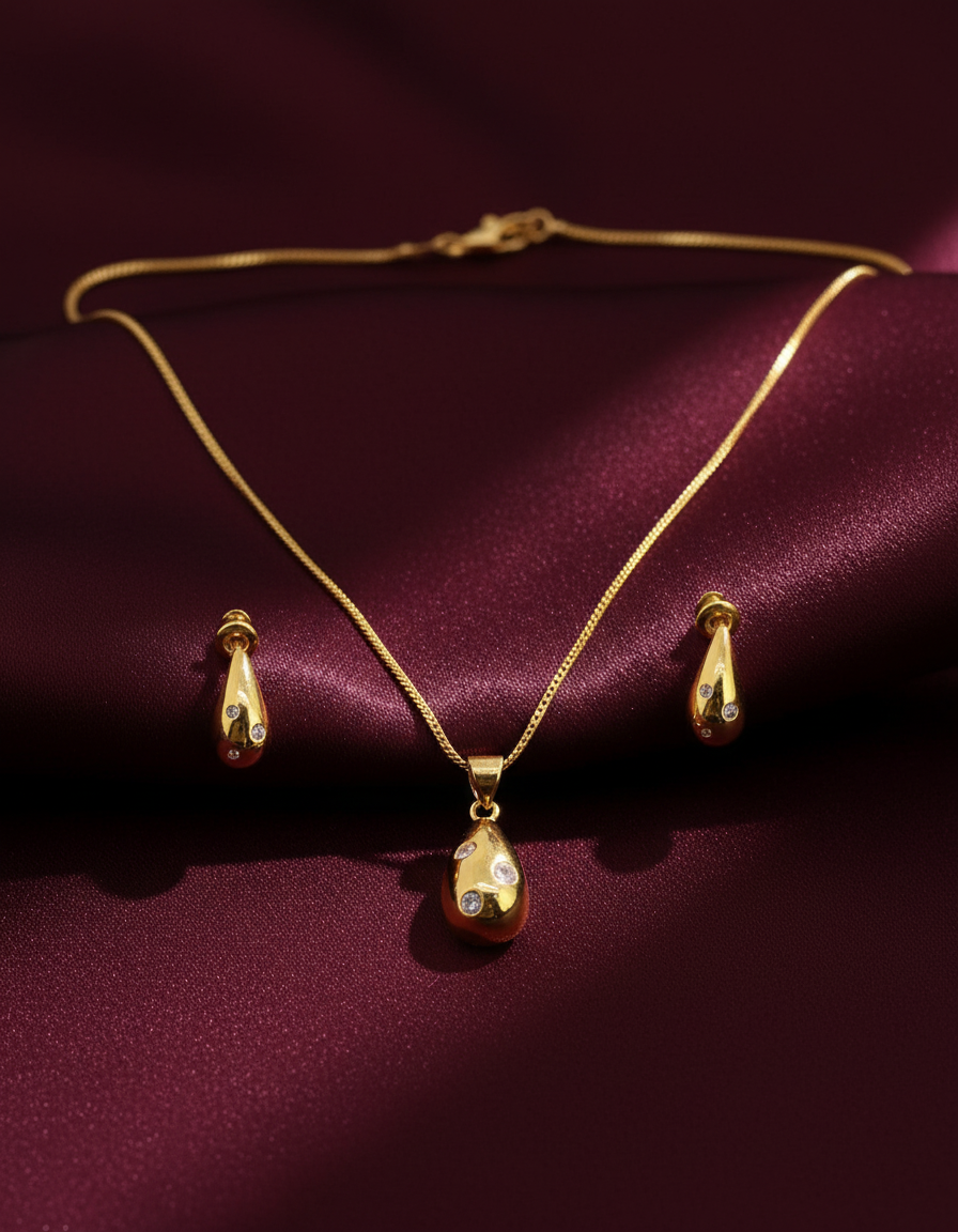 Elura Teardrop CZ Pendant Necklace Set
