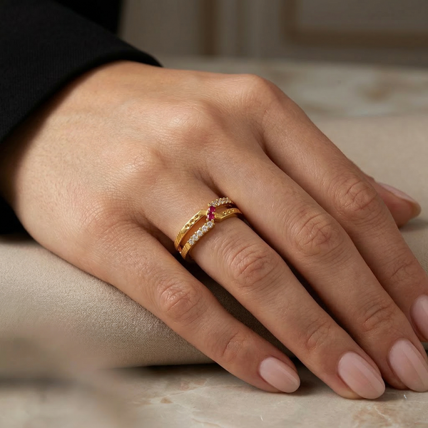 ELURA Elegant Women’s Ring with CZ Stone & Dual Band Design