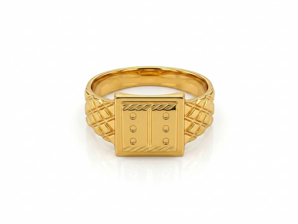Elura Heritage Square Signet Ring