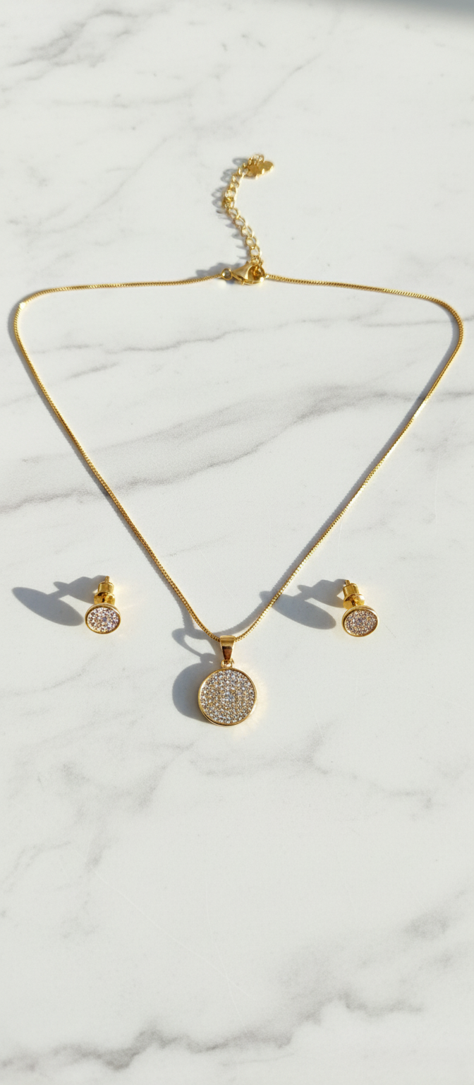 Elura Round Stone Pendant Necklace Set for Women