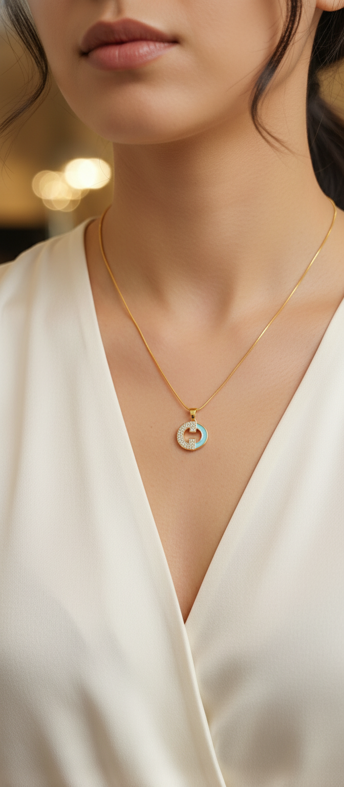 Elura Circle Pendant Necklace For Women