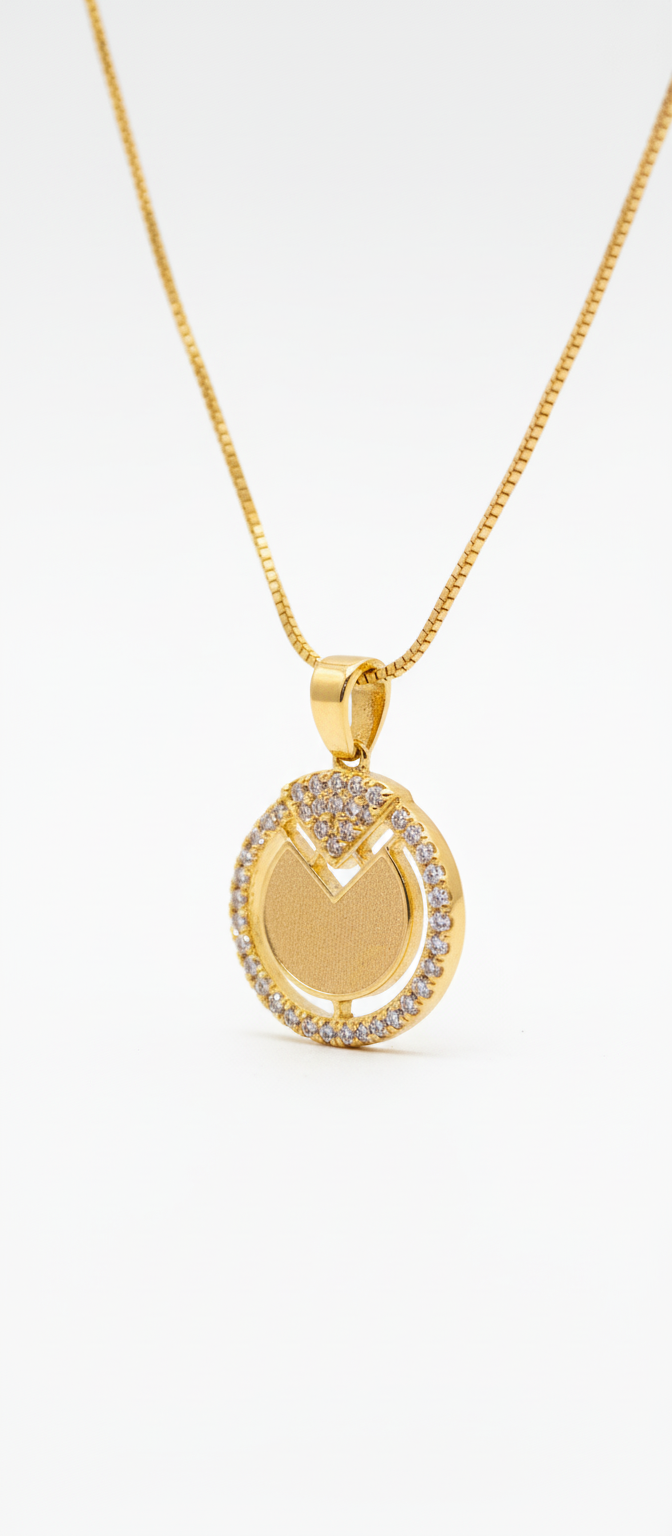 Elura Circle Stone Pendant Necklace For Women