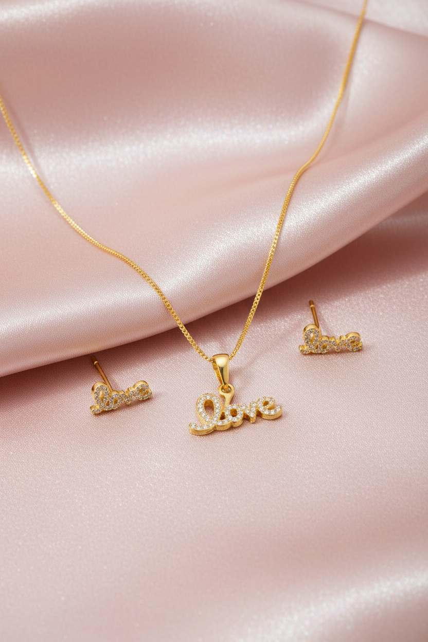 Elura Love Pendant Necklace Set for Women