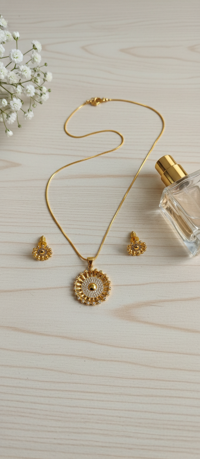 Elura Pendant Necklace Set for Women