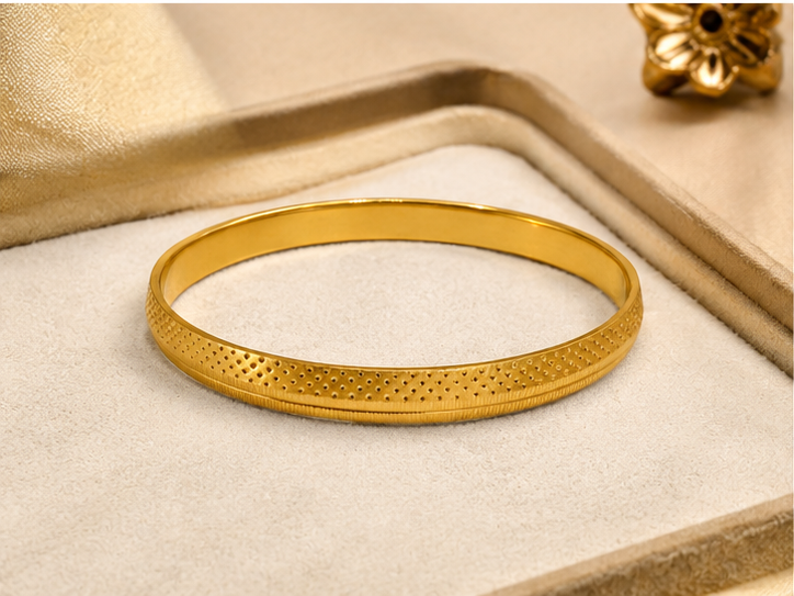 Elura Designer Gold Kada for Men