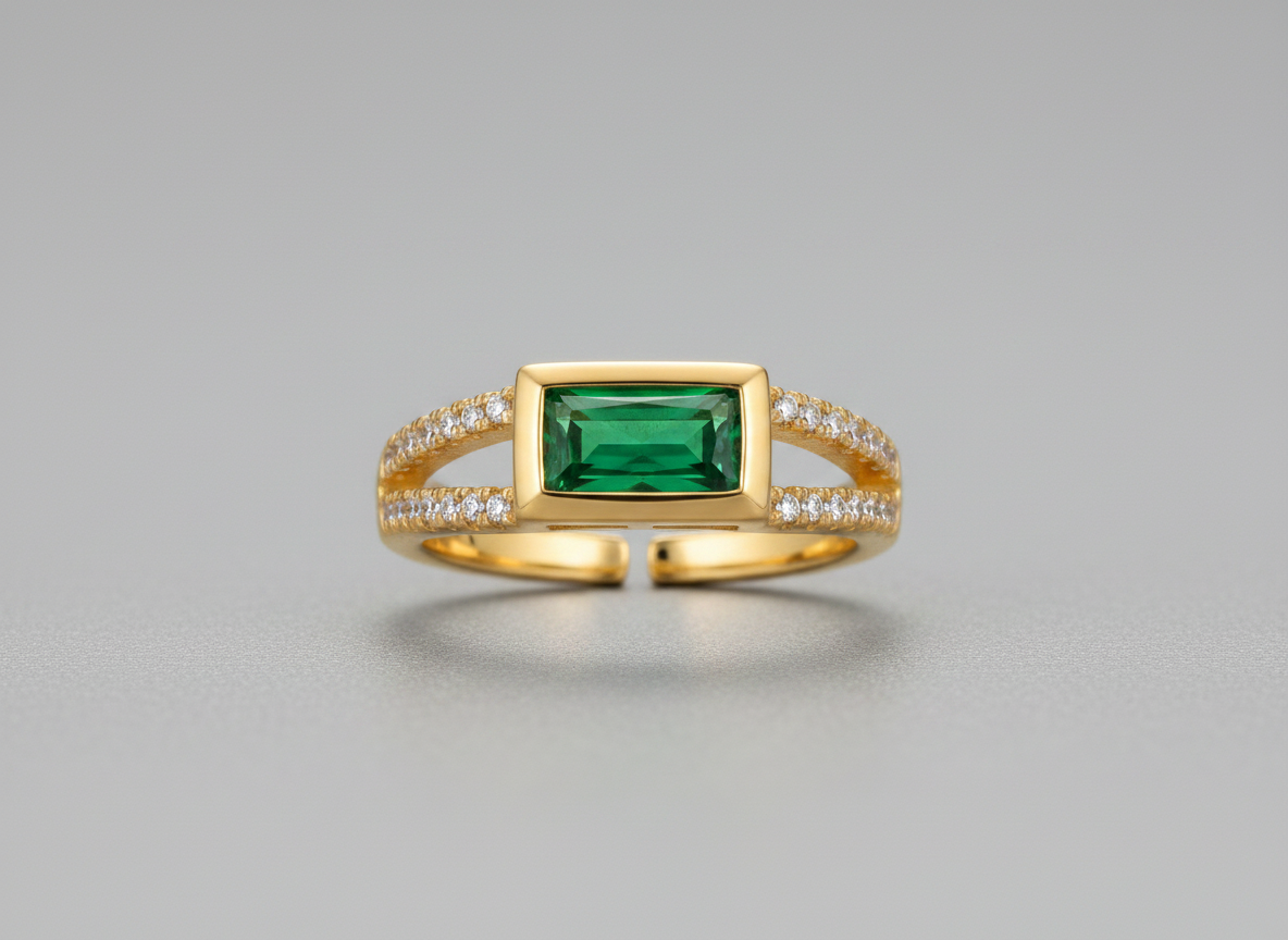 Elura Emerald Royale Dual Band Adjustable Ring