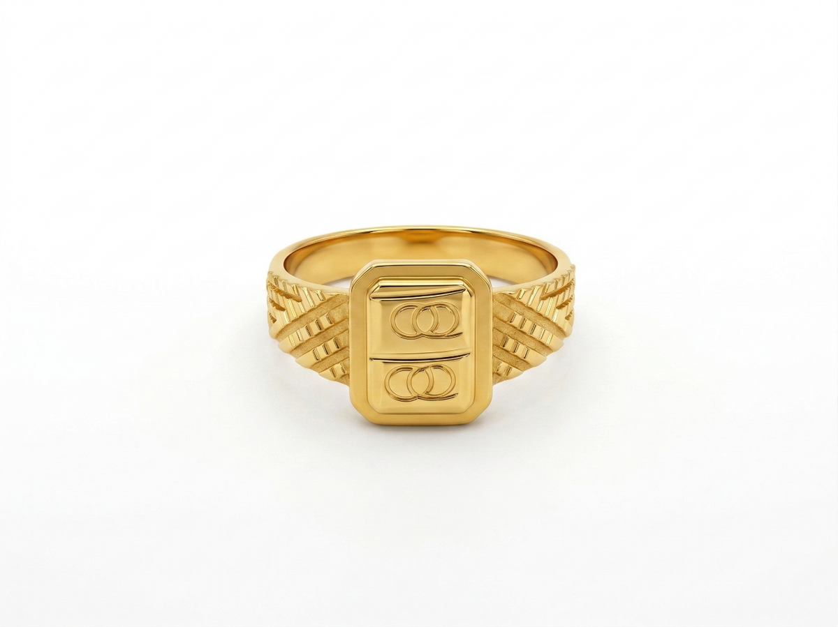 ELURA Premium Men’s Ring with Rectangular Engraved Design