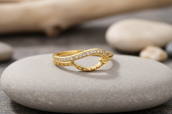 Elura Elegant Infinity Curve Diamond Accent Gold Ring for Women