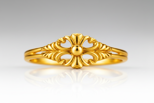 Elura Vintage Blossom Heart Ring