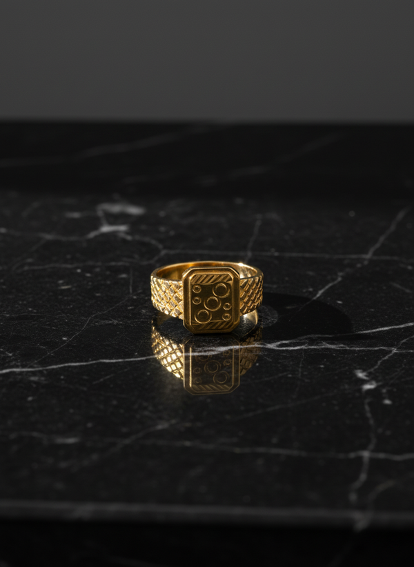 Elura Geometric Royale Signet Ring