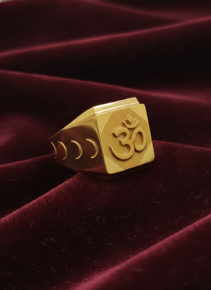 Elura Om Royale Geometric Gold Signet Ring for Men
