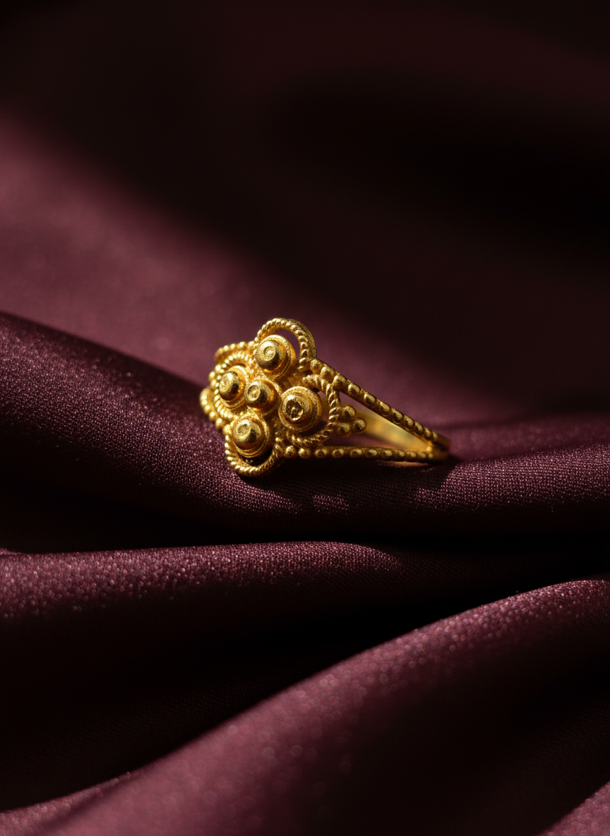 Elura Antique Floral Heritage Ring