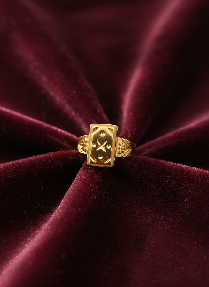 ELURA Luxury Men’s Ring with Star Engraved Rectangular Design