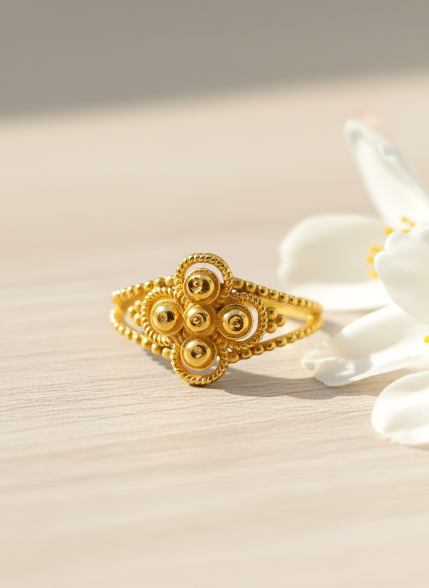 Elura Antique Floral Heritage Ring