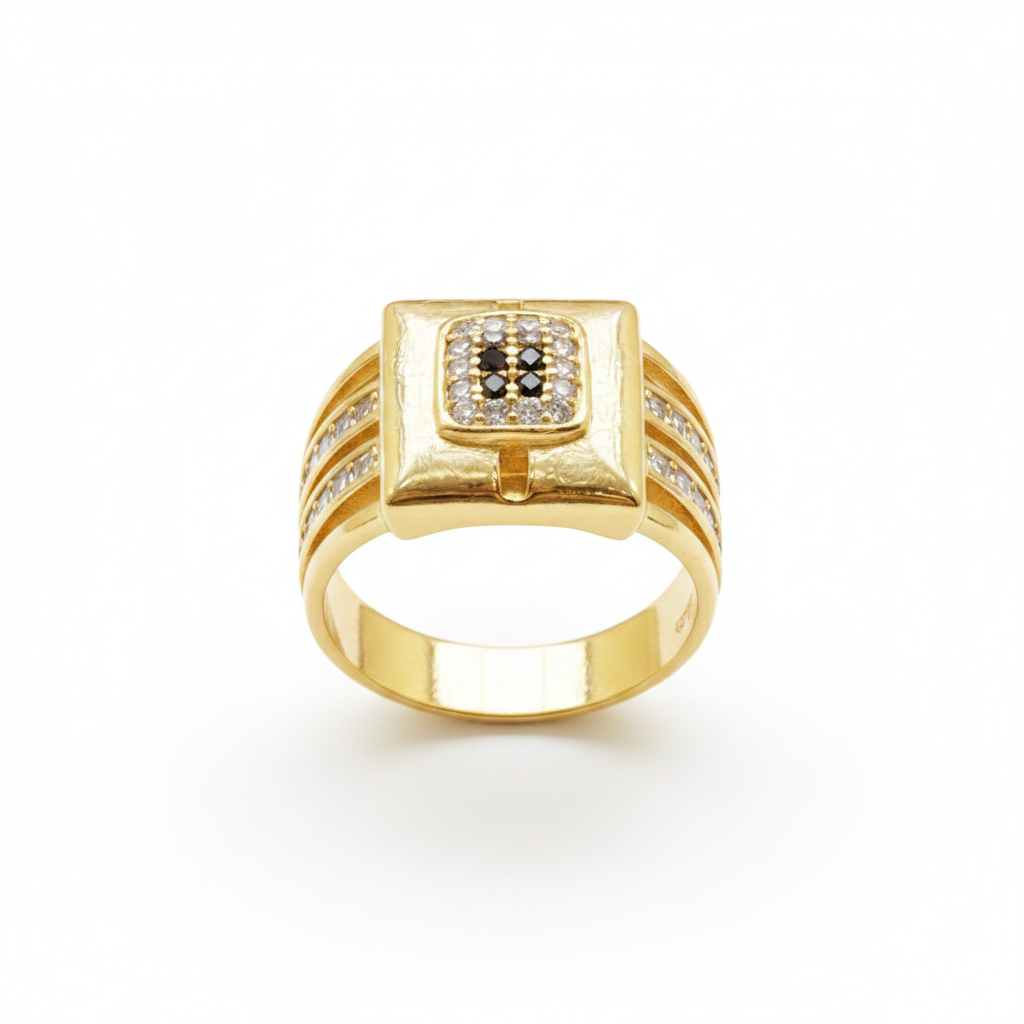 Elura Royale Black Diamond Signet Ring