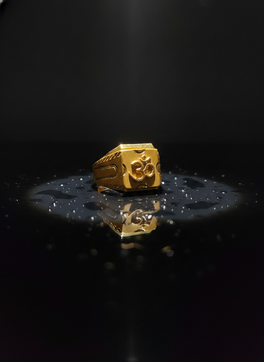 Elura Divine Om Classic Gold Signet Ring for Men