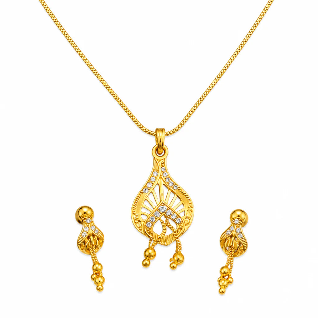 Elura Pendant Necklace Set for Women